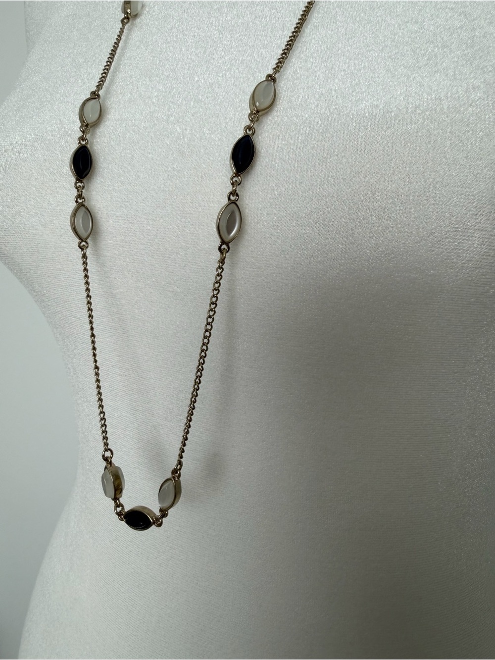 Banana Republic Long Beaded Pendant Necklace in Black‎ and Cream - Women Jewelry - Picture 2 of 3